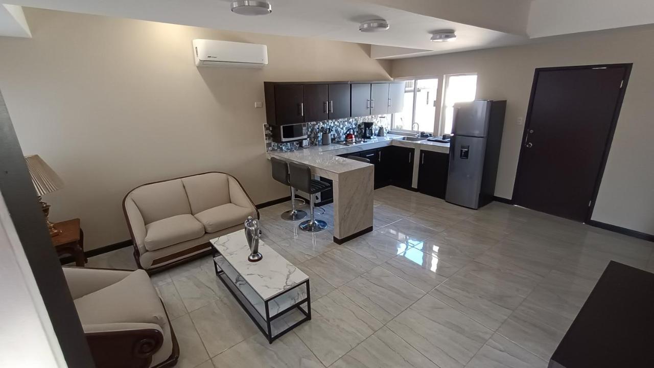 Suites Entrelagos Ciudad Obregón Exteriör bild
